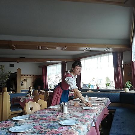 Hotel Pension Sonnenuhr Tauplitz Eksteriør billede