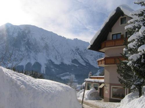 Hotel Pension Sonnenuhr Tauplitz Værelse billede