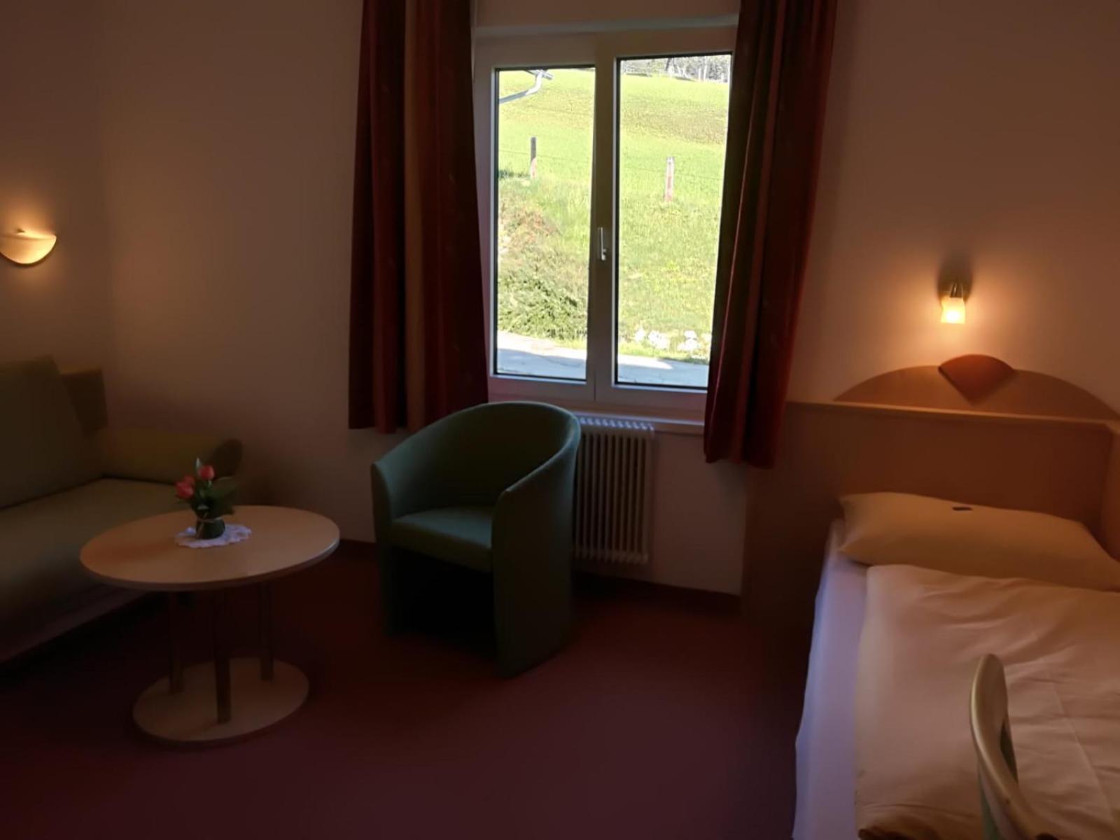 Hotel Pension Sonnenuhr Tauplitz Eksteriør billede